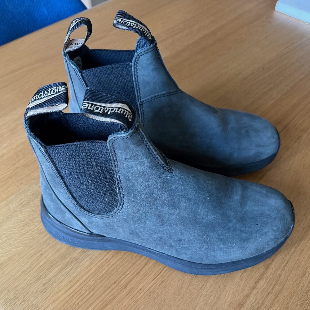 Blundstone Classic Chelsea Boots #587 – Rustic Black Leather size 10 (7 UK) - Picture 5 of 6